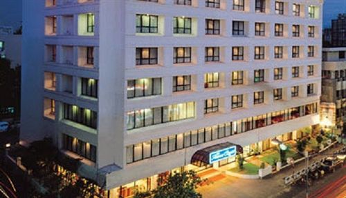 Отель The Avenue Regent Коччи Экстерьер фото
